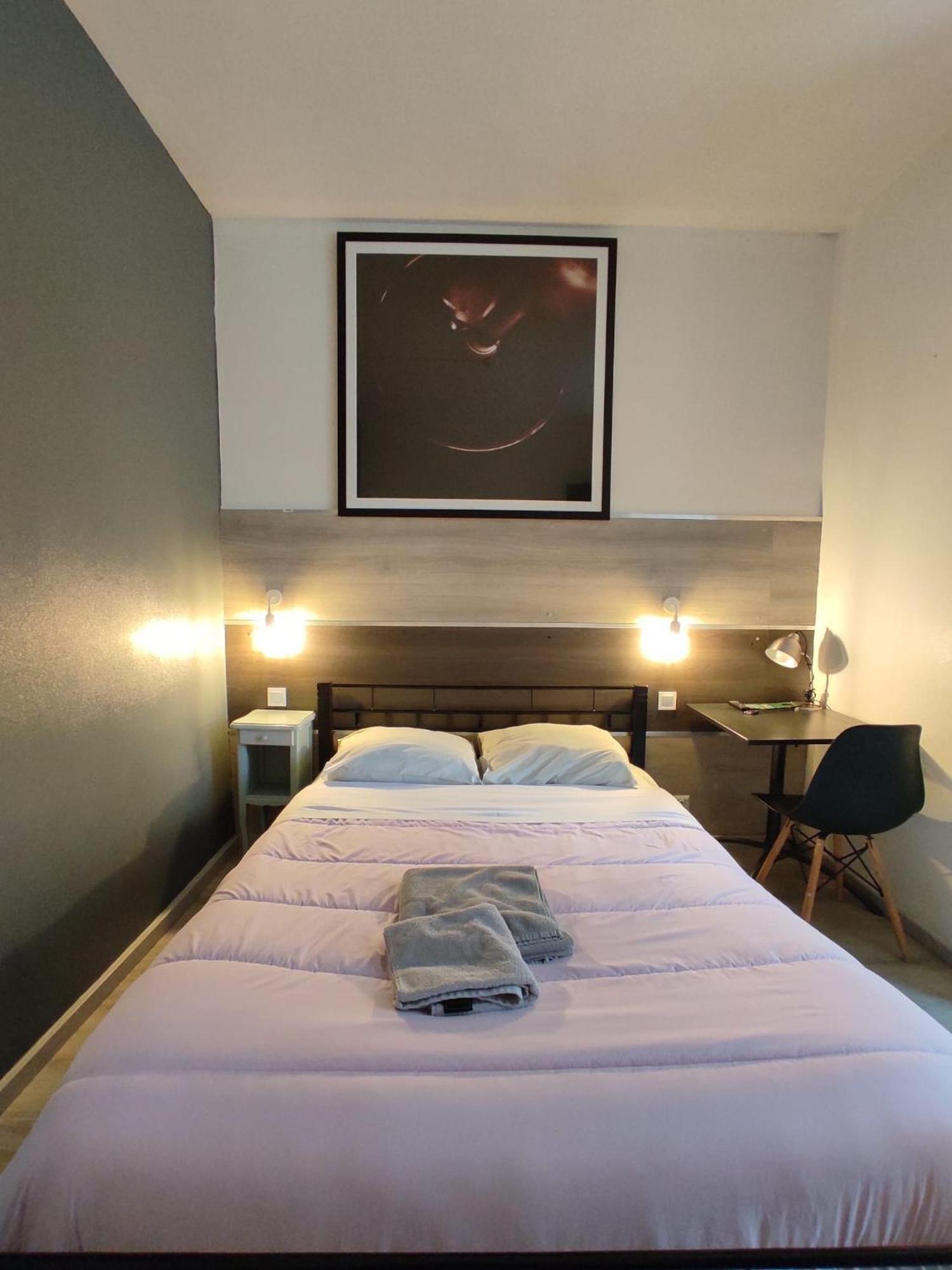 Hotel Le Bon Moine Реймс Экстерьер фото